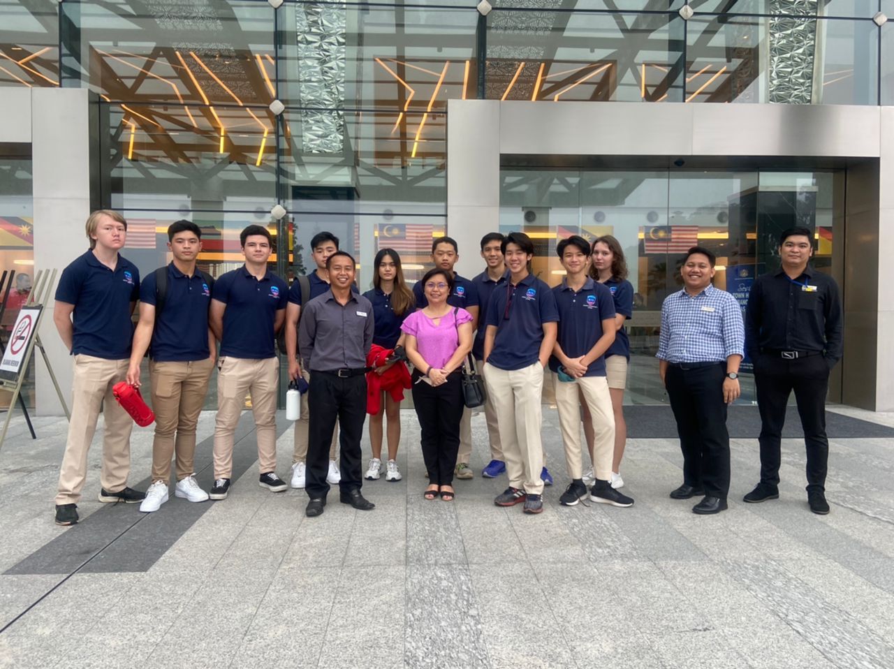 IT STUDENTS VISIT TO SICC SERVER ROOM (12)